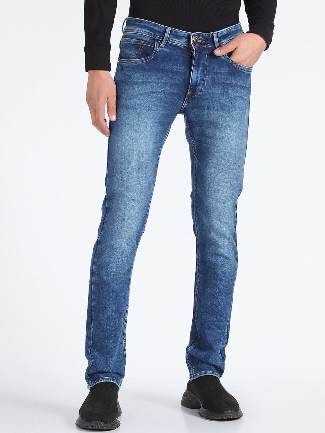 

Flying Machine Men Tapered Fit Mid-Rise Heavy Fade Stretchable Jeans, Blue