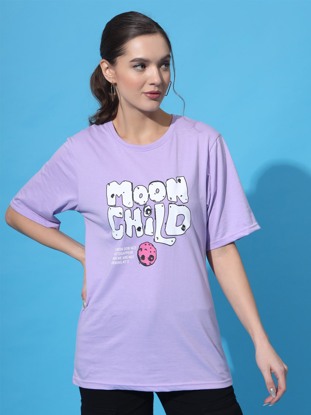 

Purple Feather Typographic Printed Drop Shoulder Sleeves Oversized Cotton T Shirt, Lavender