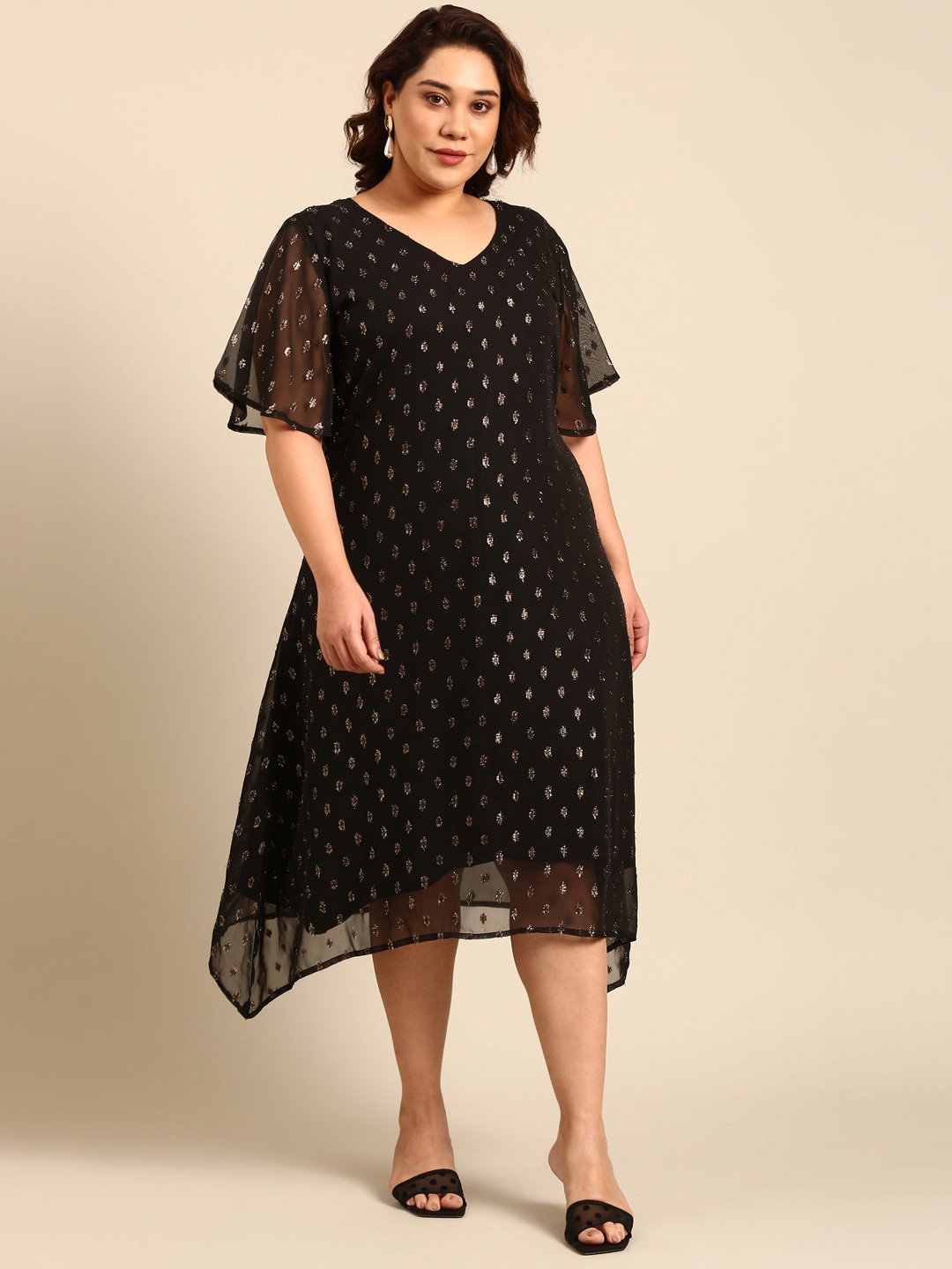 

The Pink Moon Floral Printed V-Neck A-Line Midi Dress, Black
