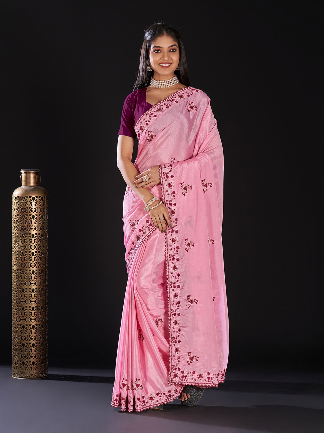 

Celeb Styles Ethnic Motifs Embroidered Saree, Pink