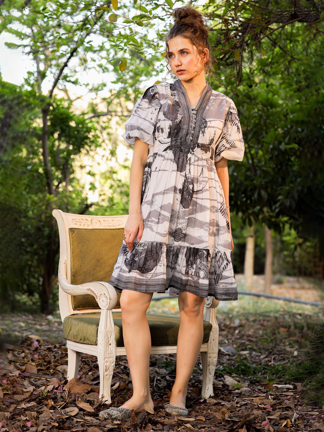 

FASHION DWAR Abstract Printed Puff Sleeve Pure Cotton Drop-Waist Dress, White