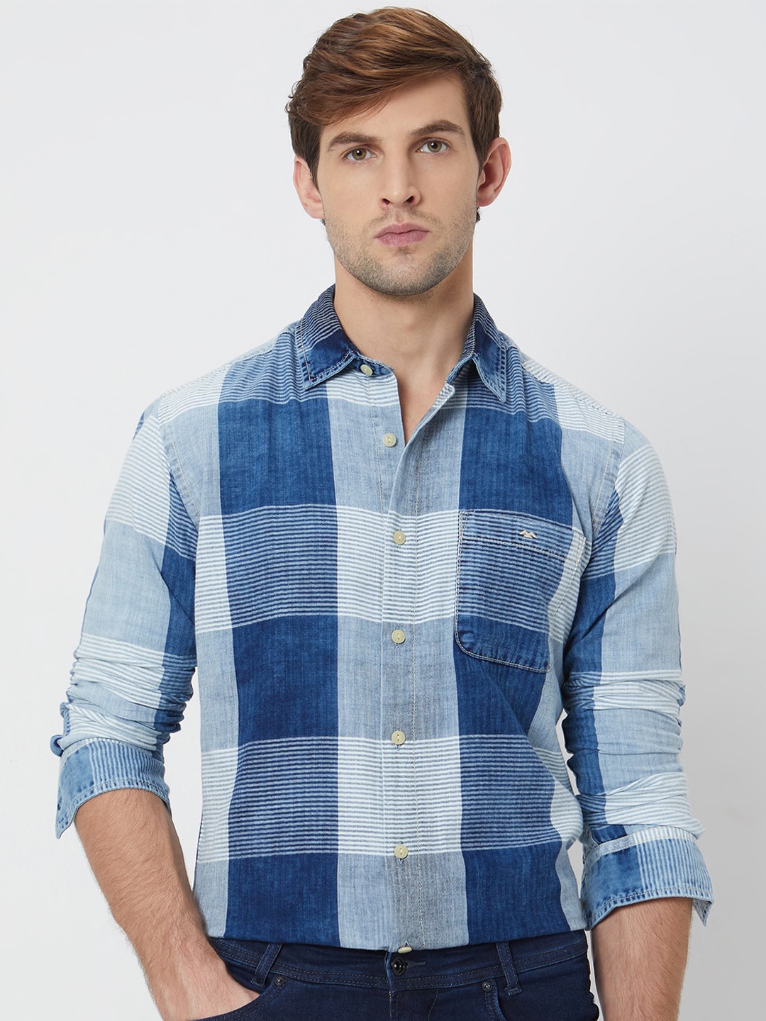 

Mufti Men Slim Fit Horizontal Striped Cotton Casual Shirt, Blue