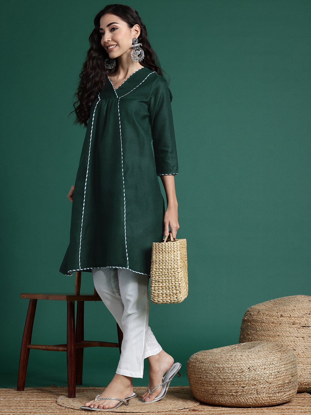 

Sangria Women Pleated A-Line Kurta, Green