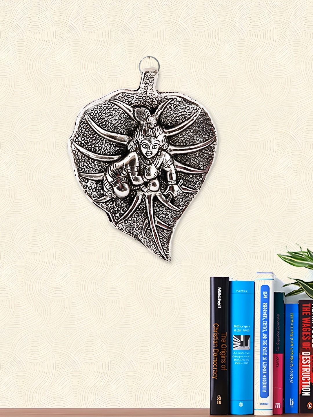 

HANDICRAFTS PARADISE Grey Bal Krishna Motif Carved Leaf Shape Antique Wall Decor