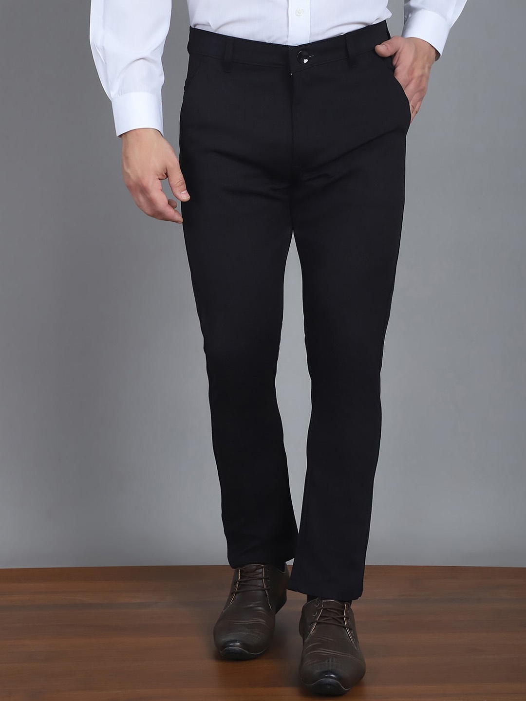 

Indian Needle Men Flat Front Mid Rise Relaxed Tapered Fit Formal Regular Trousers, Black