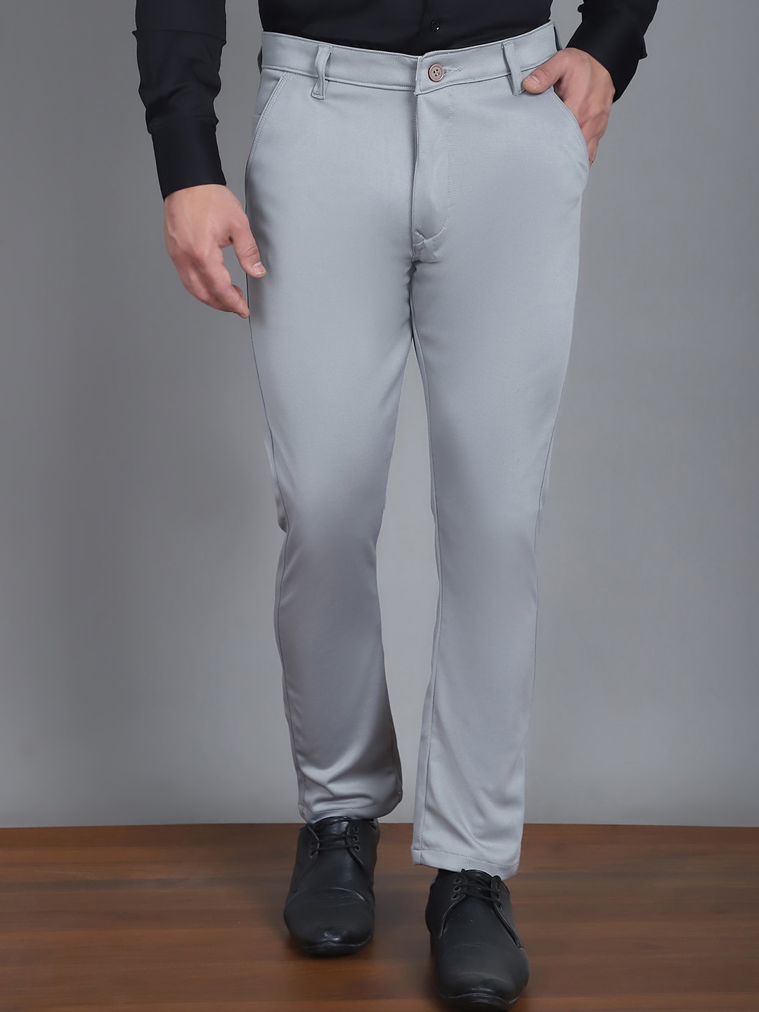 

Indian Needle Men Relaxed Tapered Fit Cotton Easy Wash Chinos Trouser, Grey