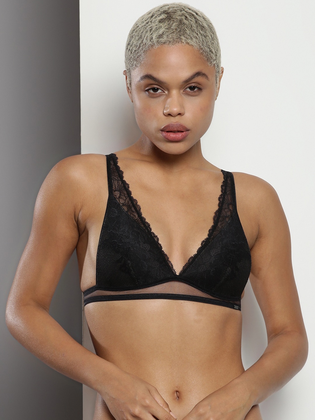 

Calvin Klein Floral Lace Medium Coverage All Day Comfort Everyday Bra, Black
