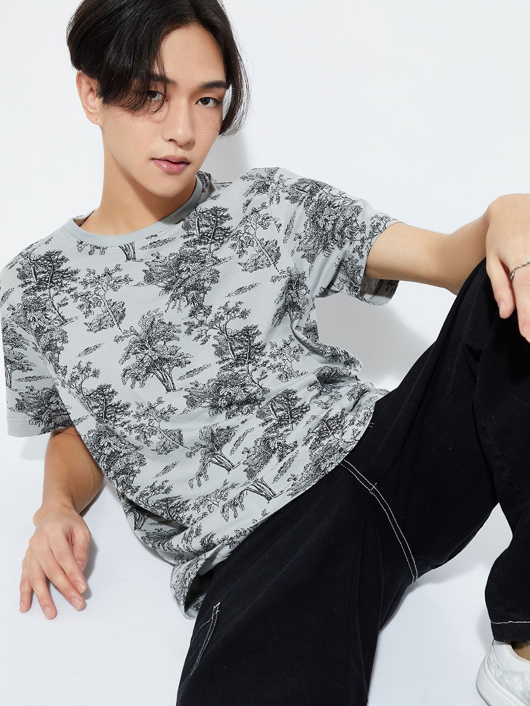 

max URB_N Men Floral Printed Round Neck Sort Sleeves Pure Cotton Slim Fit T-shirt, Grey