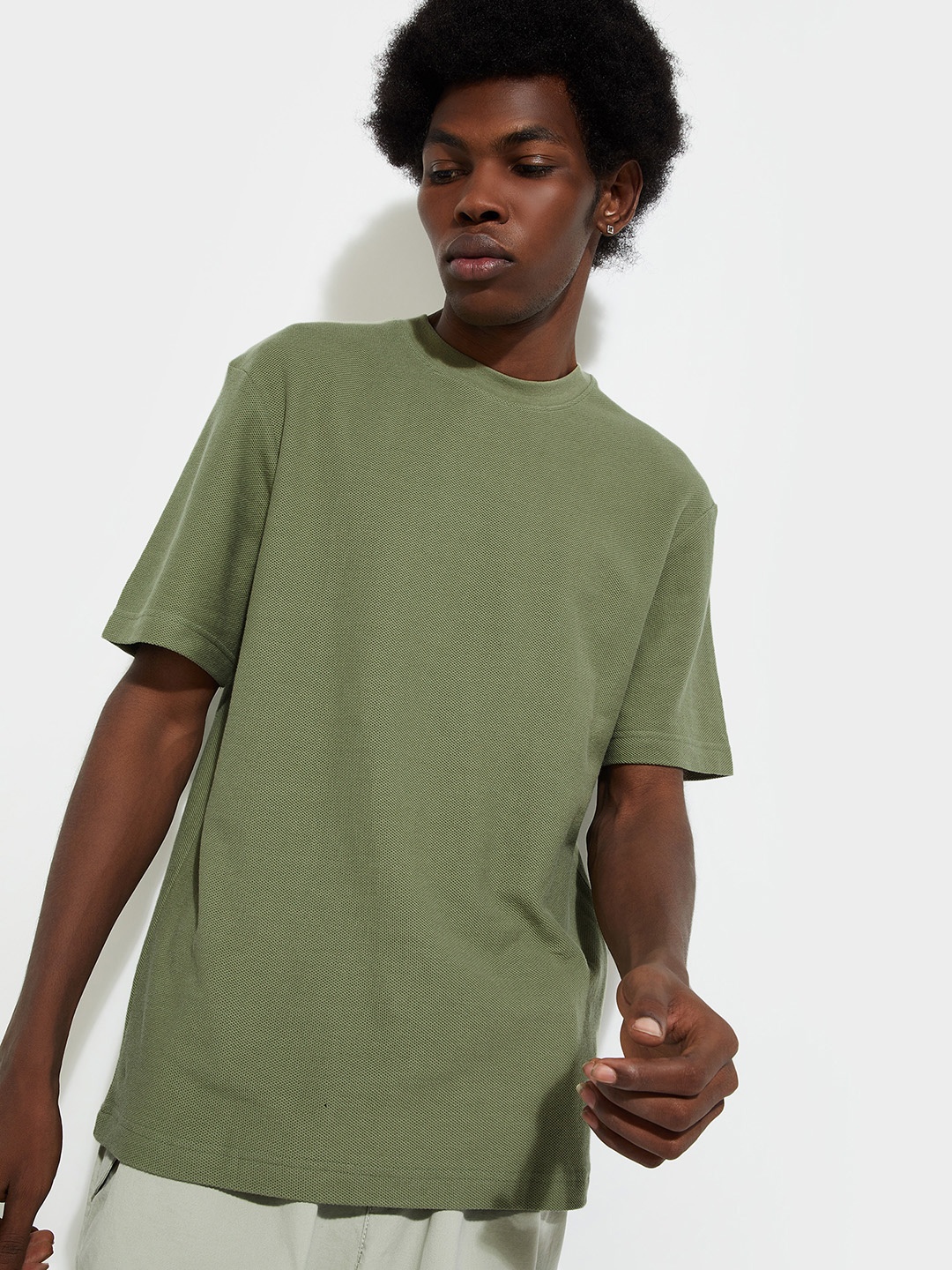

max URB_N Self Design Pure Cotton T-shirt, Green