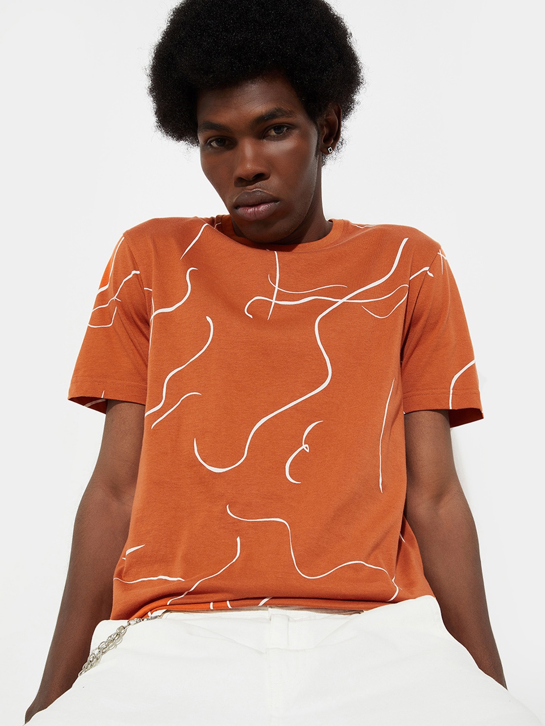 

max URB_N Abstract Printed Pure Cotton Slim Fit T-shirt, Orange