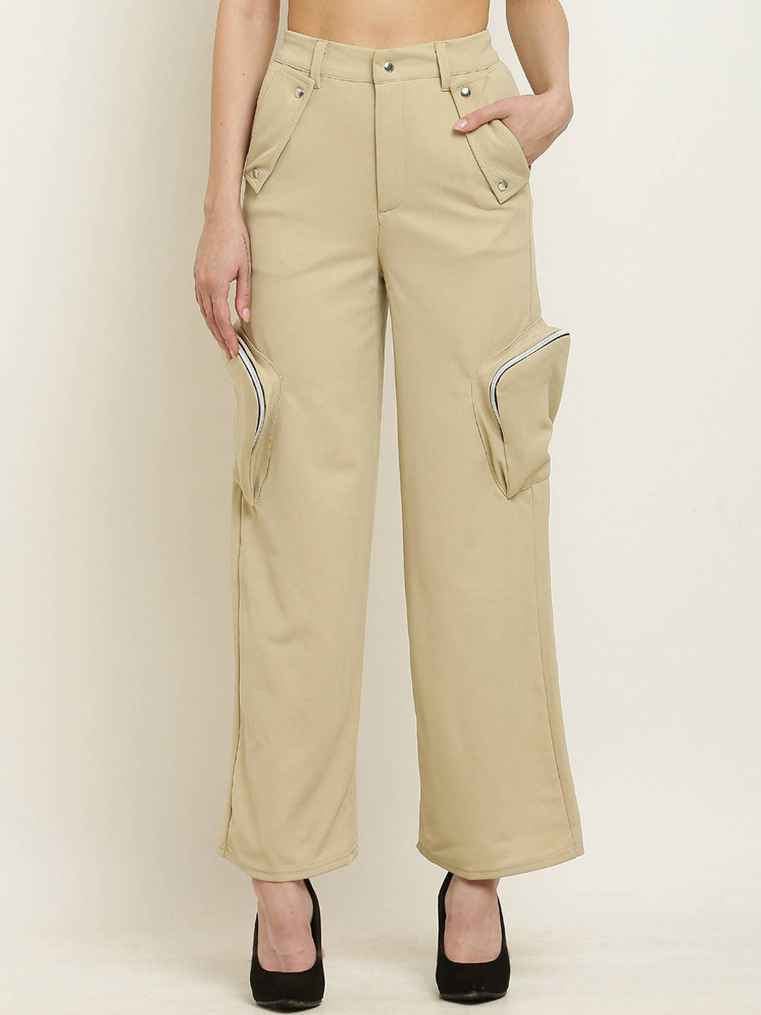 

BAESD Women Relaxed High-Rise Non Iron Organic Cotton Cargos Trousers, Cream