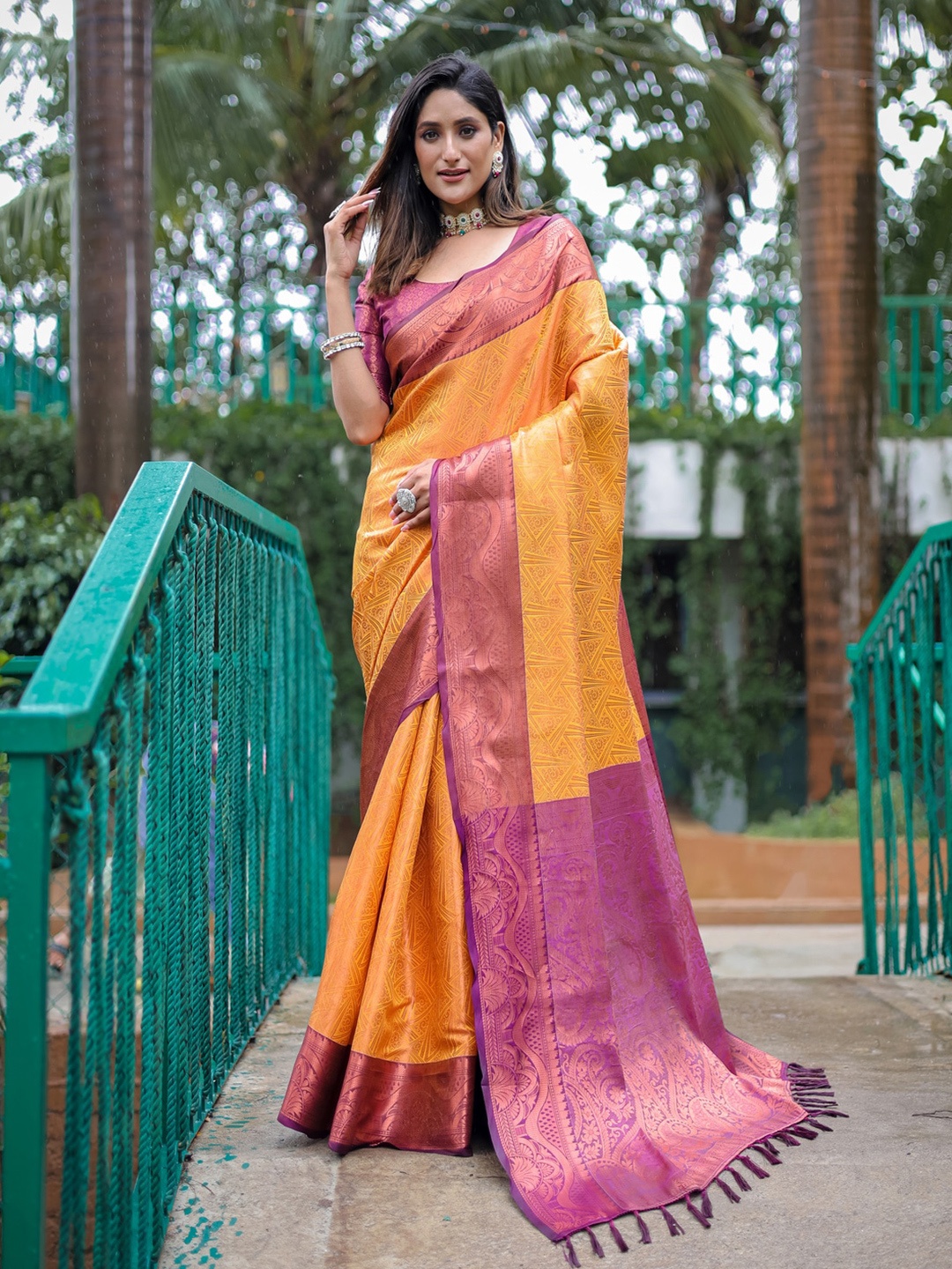 

Kandora Woven Design Zari Kanjeevaram Saree, Orange