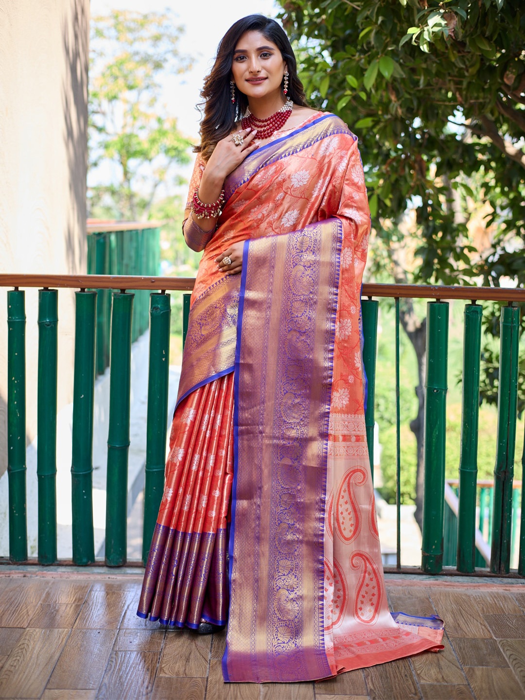 

Kandora Woven Design Zari Tissue Banarasi Saree, Peach