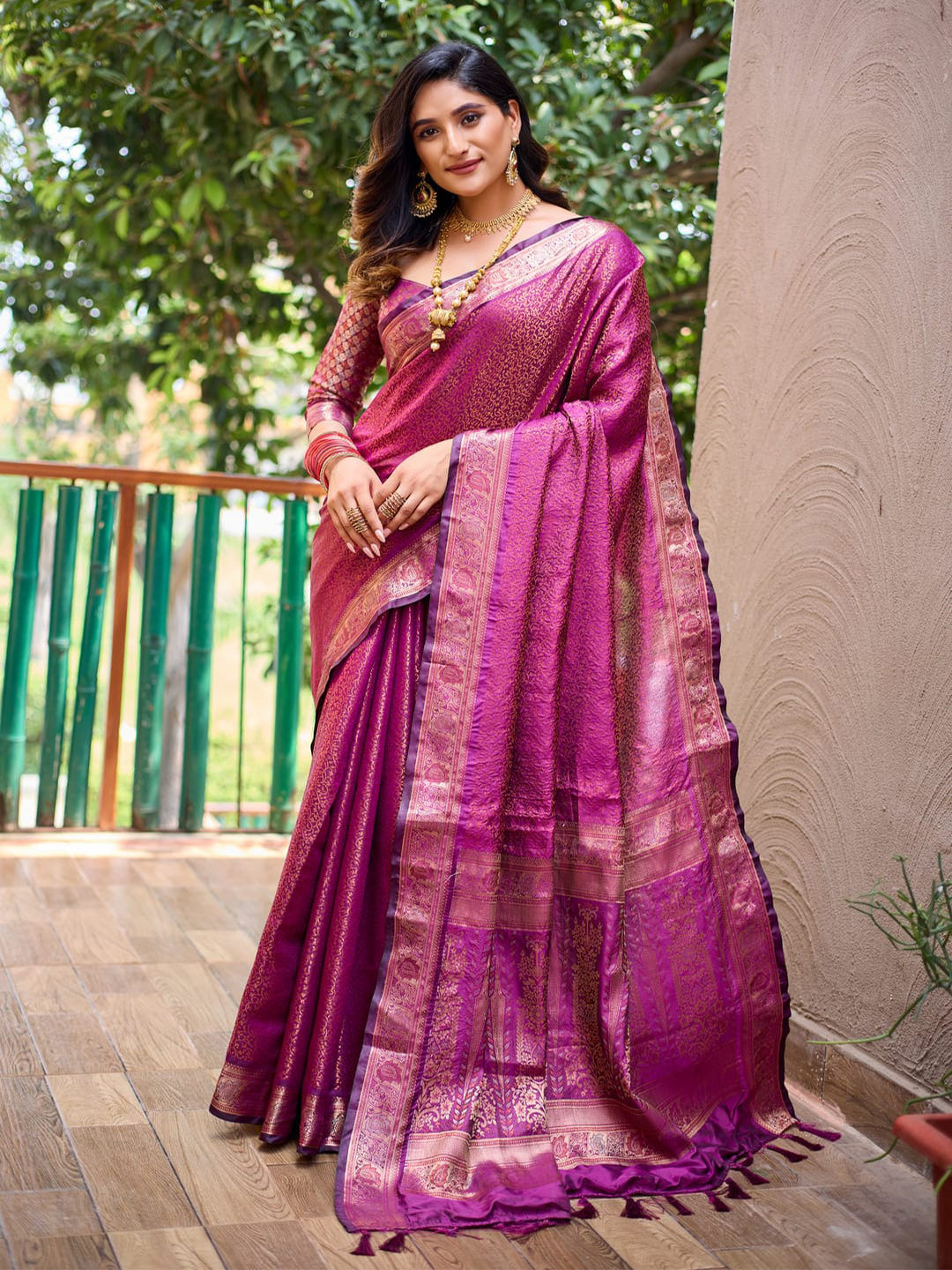 

Kandora Woven Design Zari Kanjeevaram Saree, Purple
