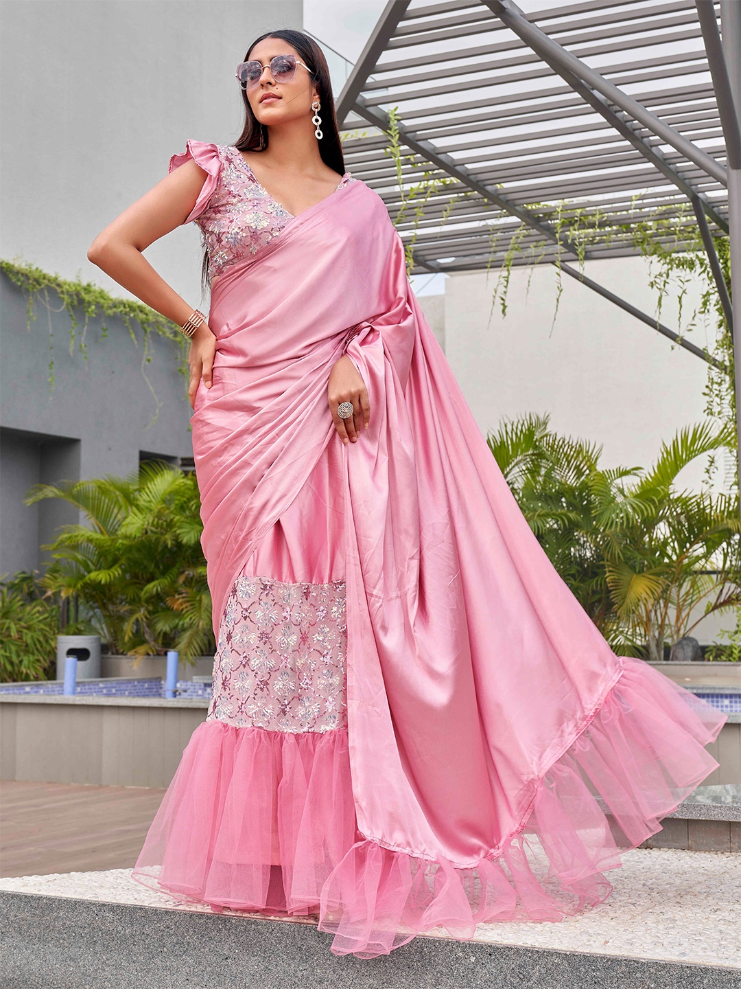 

Tikhi Imli Sequinned Satin Ready to Wear Saree, Pink