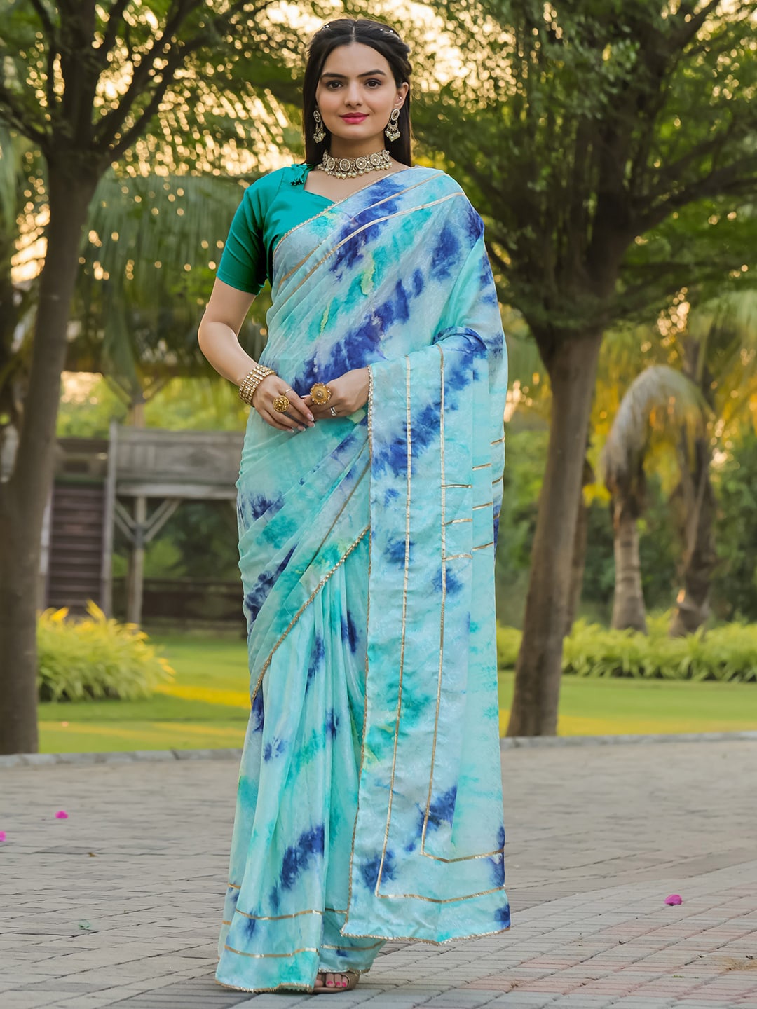 

Tikhi Imli Tie and Dye Satin Saree, Blue