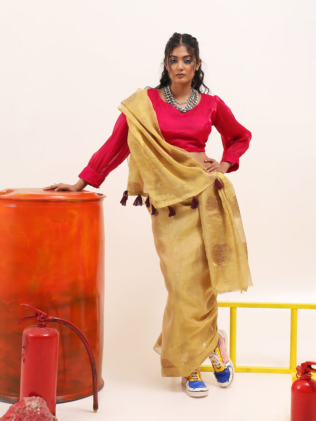 

Tikhi Imli Ethnic Motifs Jute Silk Saree, Beige