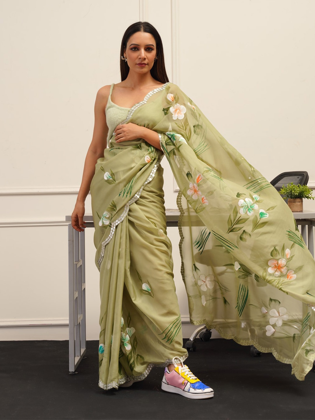 

Tikhi Imli Floral Printed Organza Saree, Green