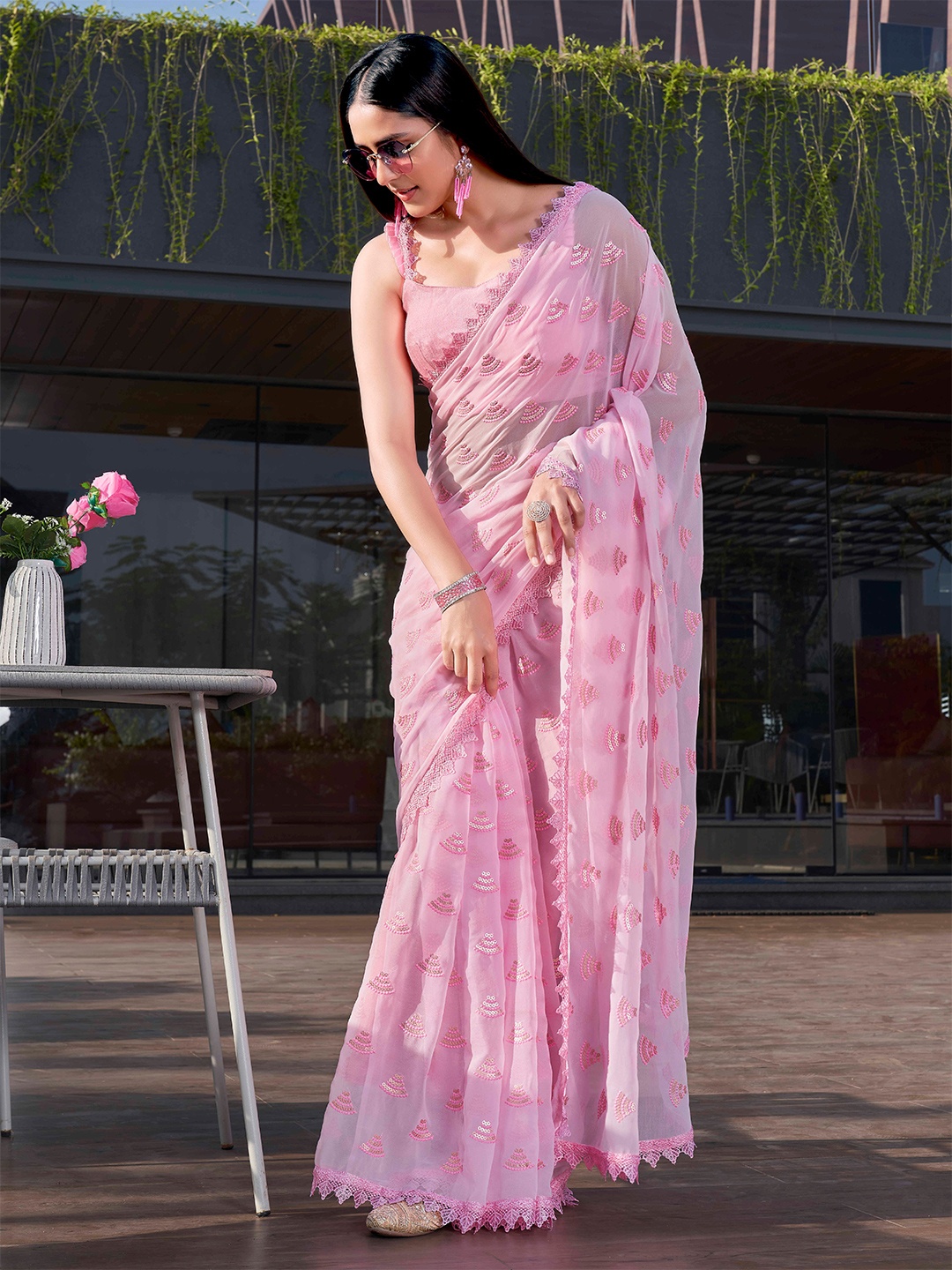 

Tikhi Imli Floral Sequinned Georgette Saree, Pink