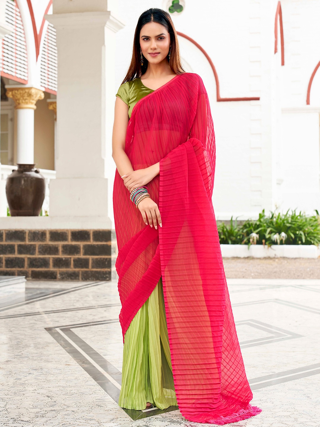 

Tikhi Imli Georgette Half and Half Saree, Pink