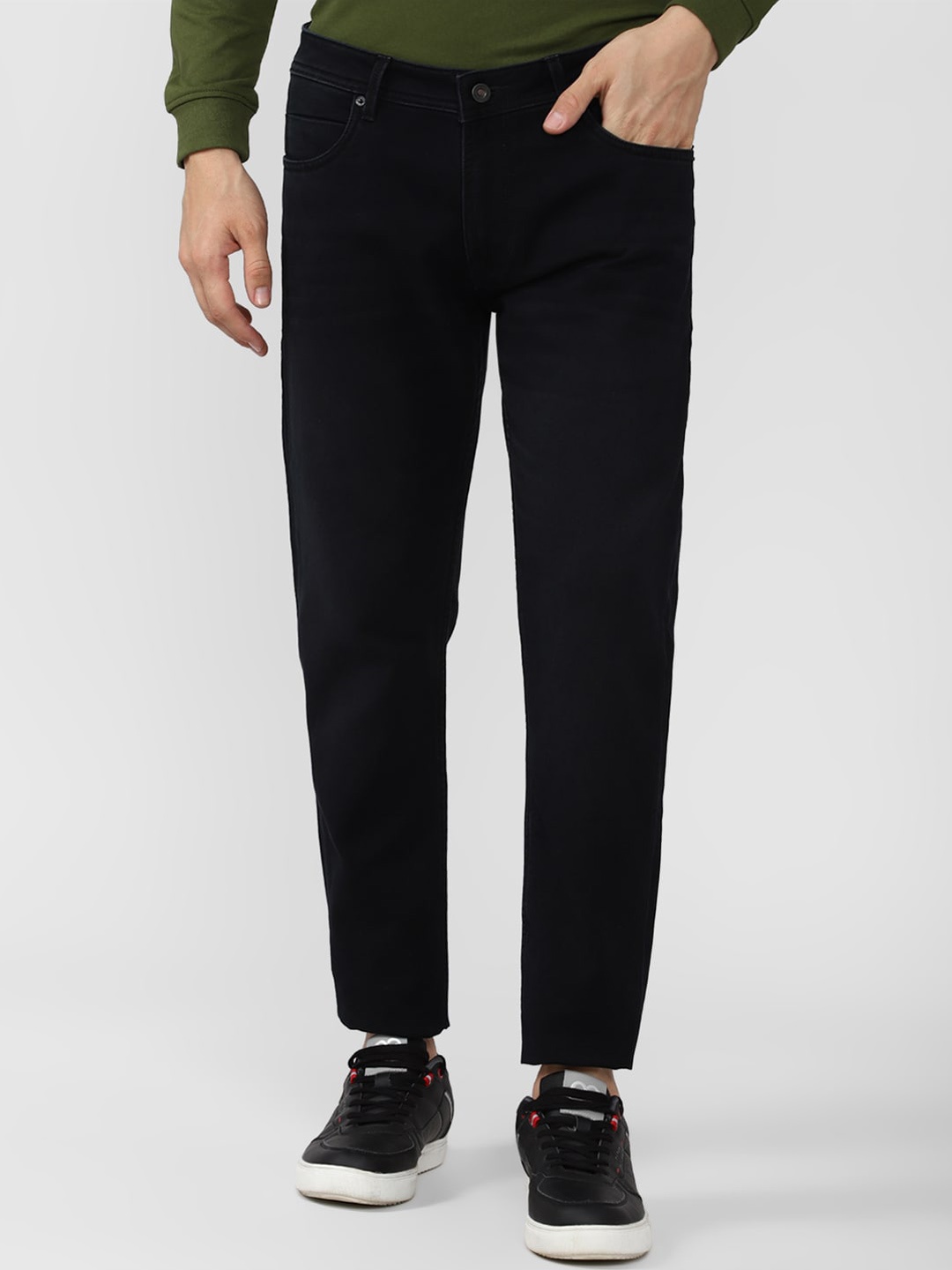 

Peter England Casuals Men Slim Fit Clean Look Stretchable Jeans, Black