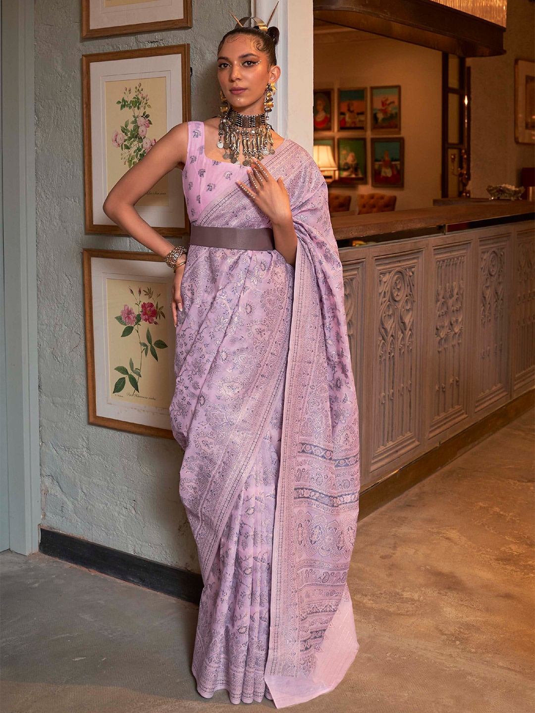 

Mitera Pink & Silver toned Floral Zari Saree
