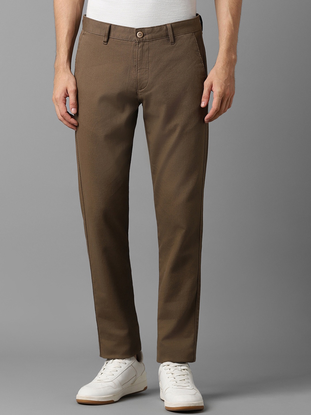 

Louis Philippe Sport Men Slim Fit Trousers, Brown
