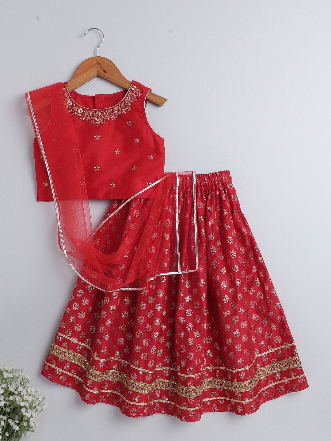 

The Magic Wand Girls Floral Embroidered Ready to Wear Lehenga & Blouse With Dupatta, Red