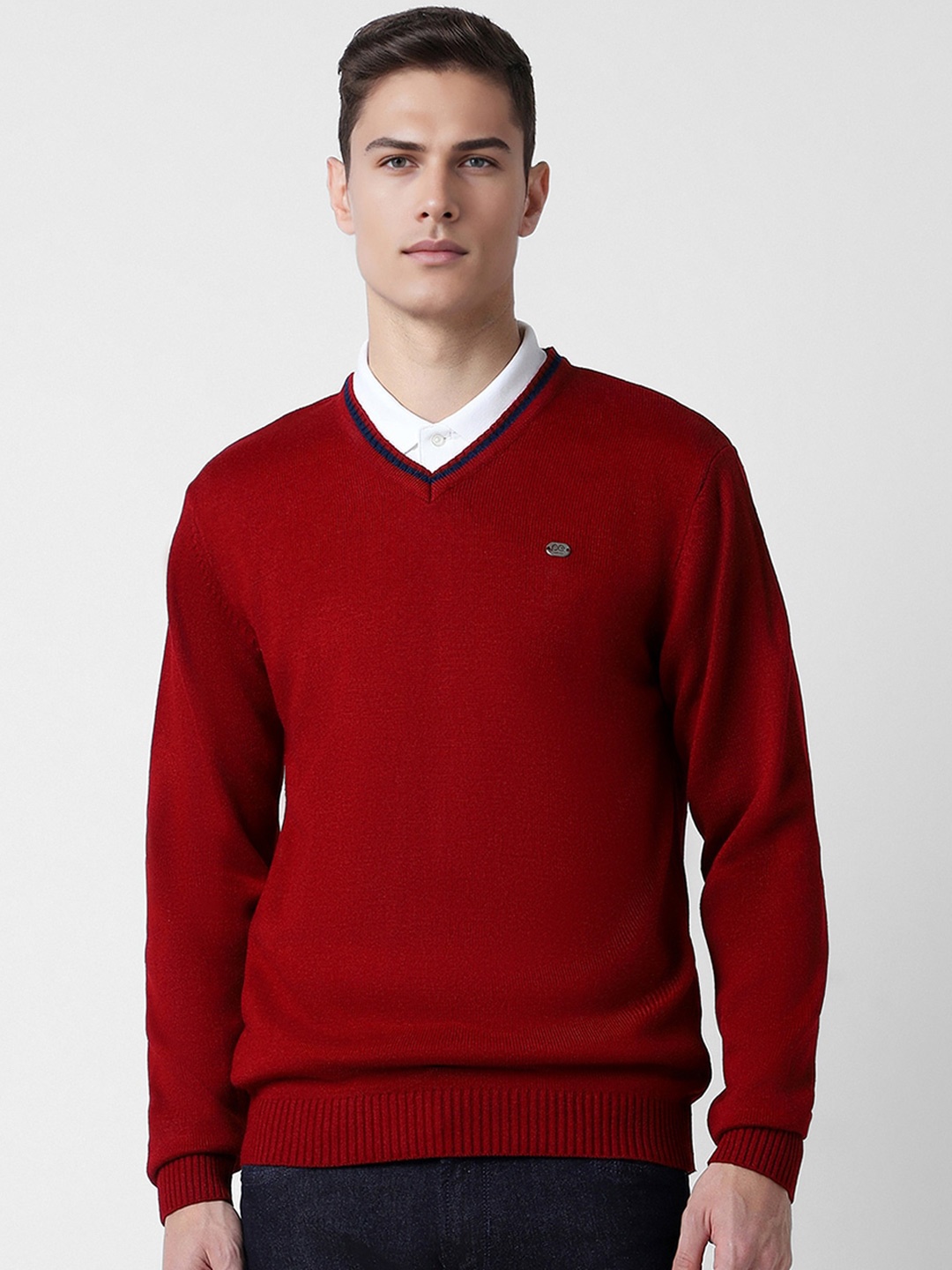 

Peter England Casuals V Neck Acrylic Pullover Sweater, Red