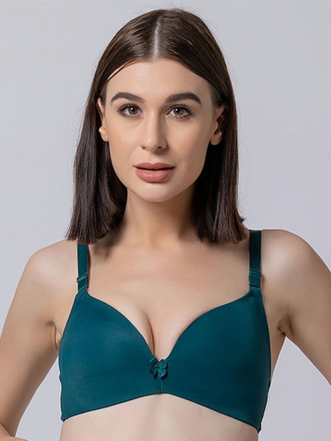 

BOLD & BAE Medium Coverage Lightly Padded Plunge Bra With All Day Comfort, Green
