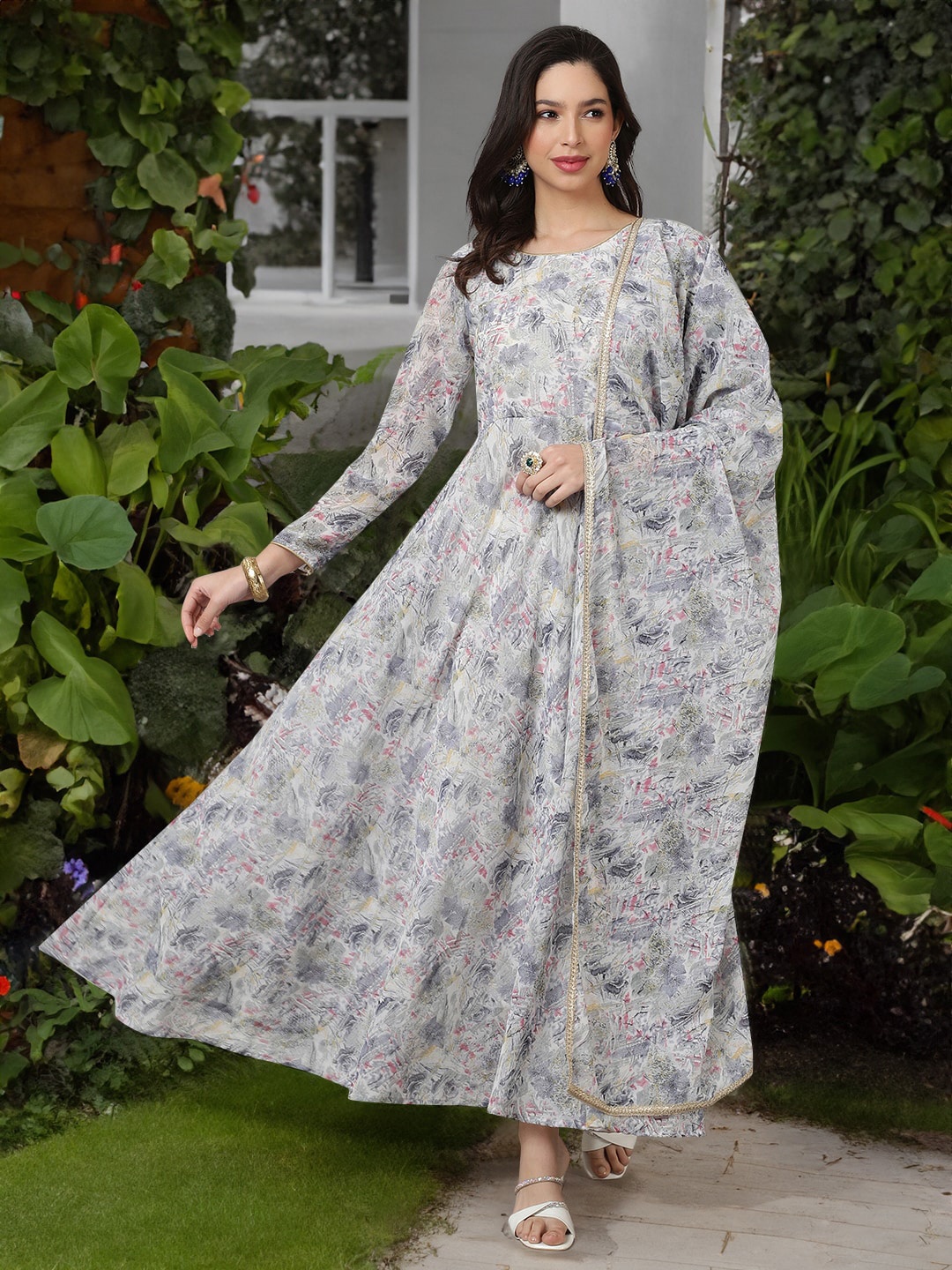 

SAK JAIPUR Floral Printed Georgette Anarkali Maxi Ethnic Dress With Dupatta, Grey