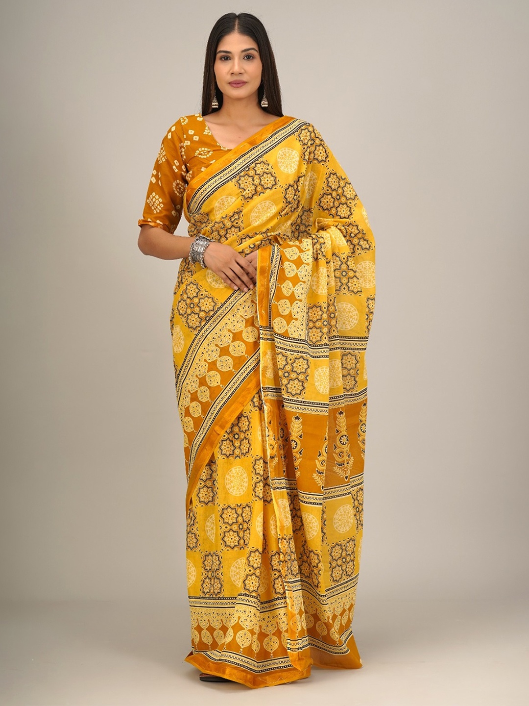 

KIAARON Ethnic Motifs Zari Pure Cotton Block Print Saree, Yellow
