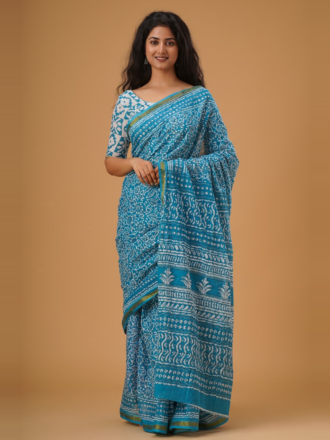 

KIAARON Ethnic Motifs Pure Cotton Block Print Saree, Blue