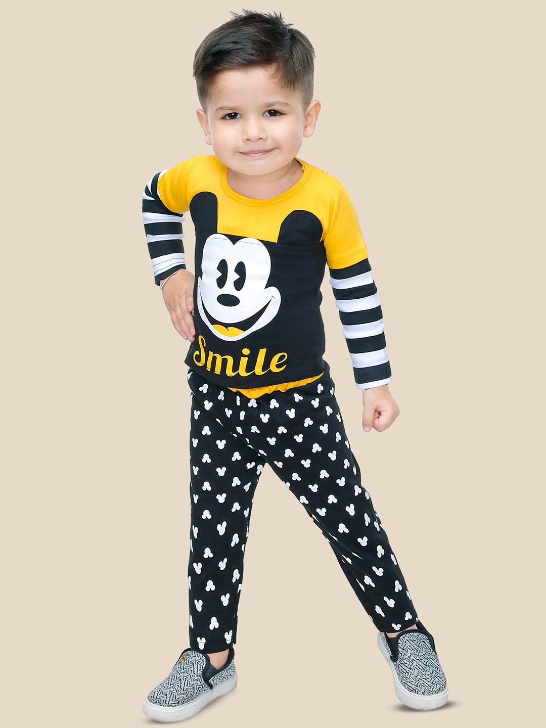 

BAESD Boys Colourblocked Mickey Mouse Printed Round Neck Full Sleeves Cotton Clothing Set, Yellow