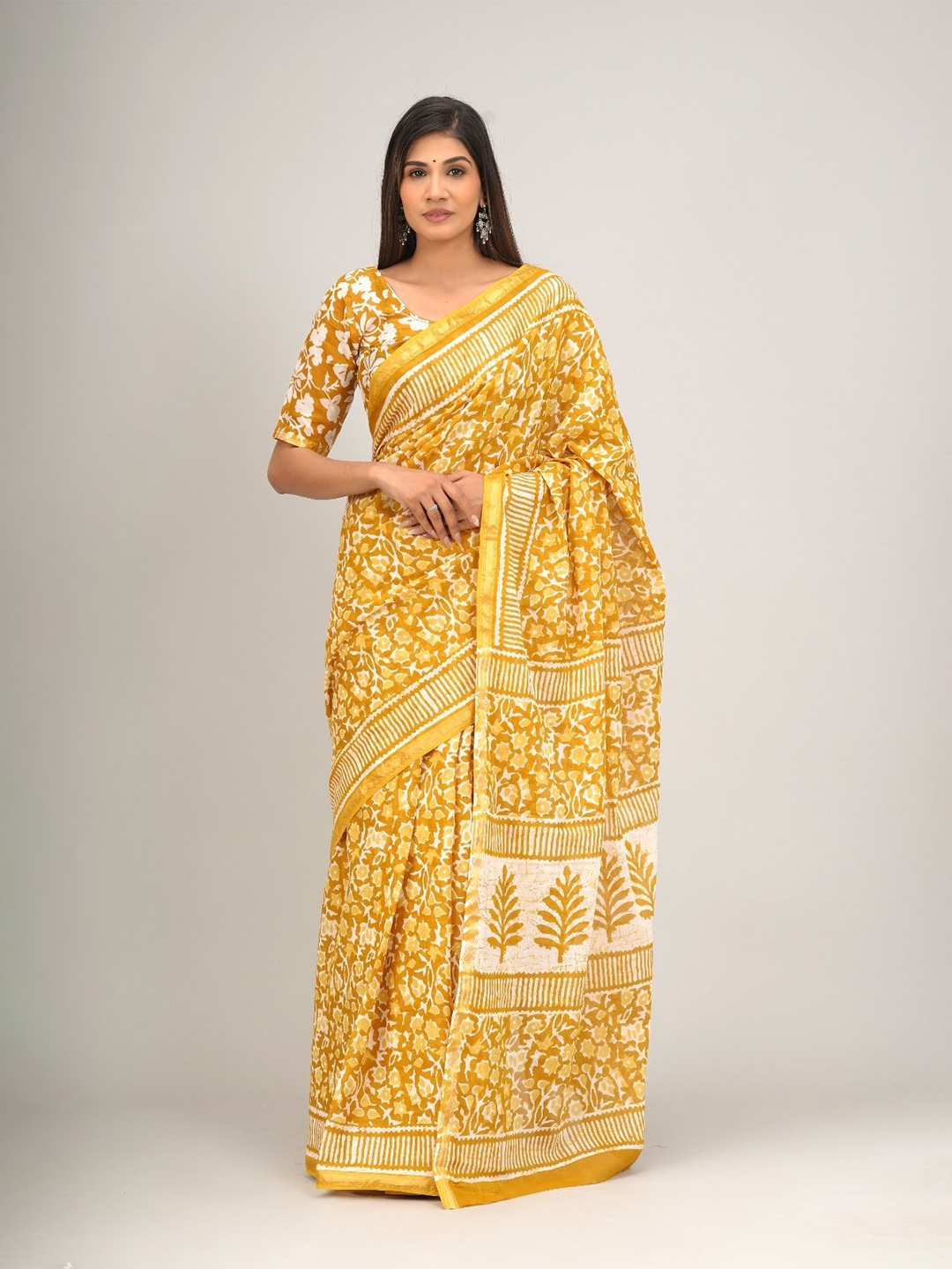 

clothonus Ethnic Motifs Printed Zari Pure Cotton Block Print Saree, Yellow