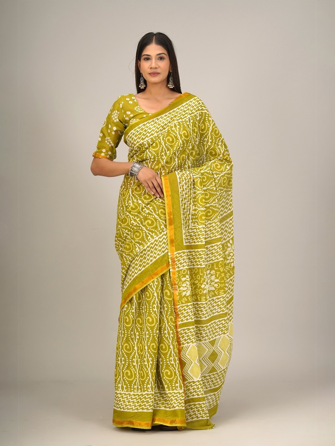 

clothonus Ethnic Motifs Printed Zari Pure Cotton Block Print Saree, Green