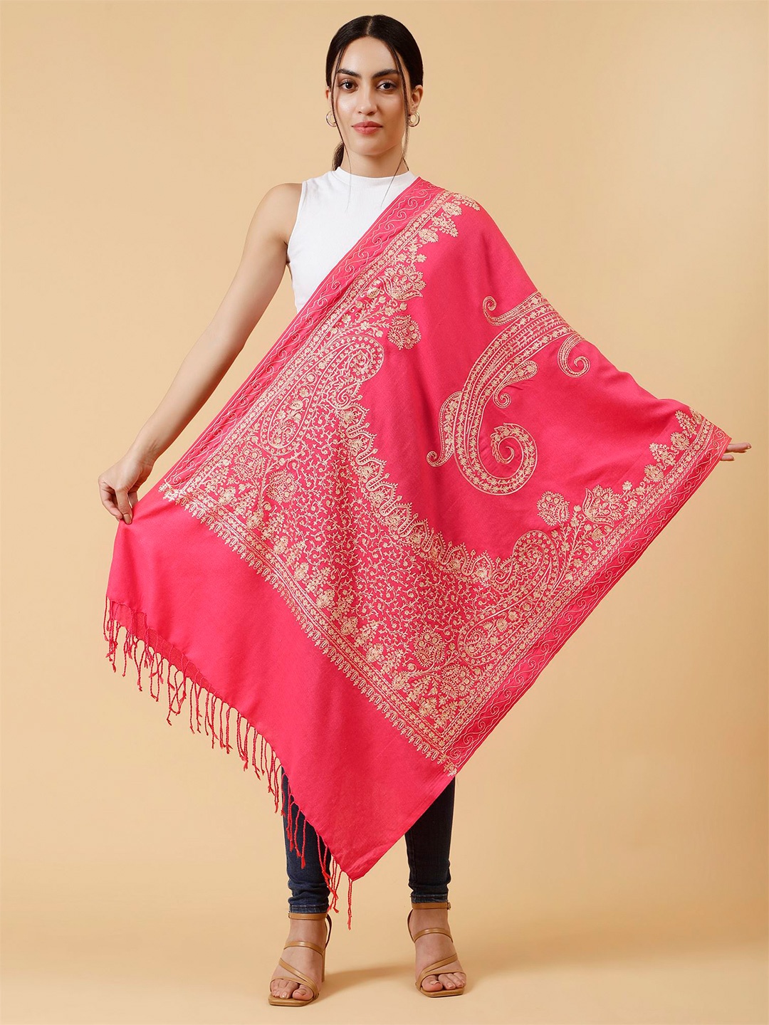 

Moda Chales Floral Embroidered Woollen Stole, Pink