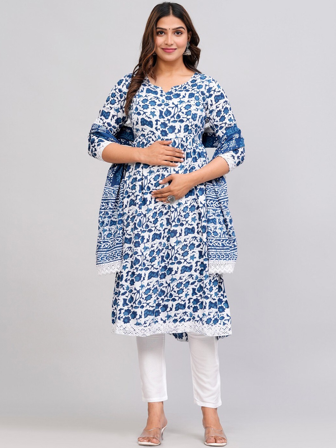 

SGRF Floral Printed Maternity Kurta With Trouser & Dupatta, Blue