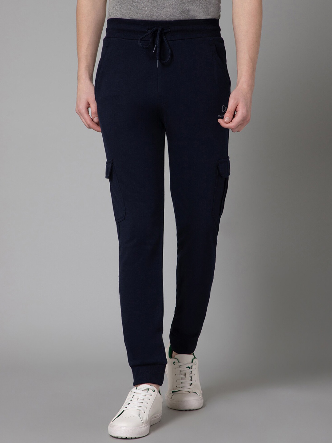 

Cantabil Men Mid-Rise Fleece Joggers, Navy blue