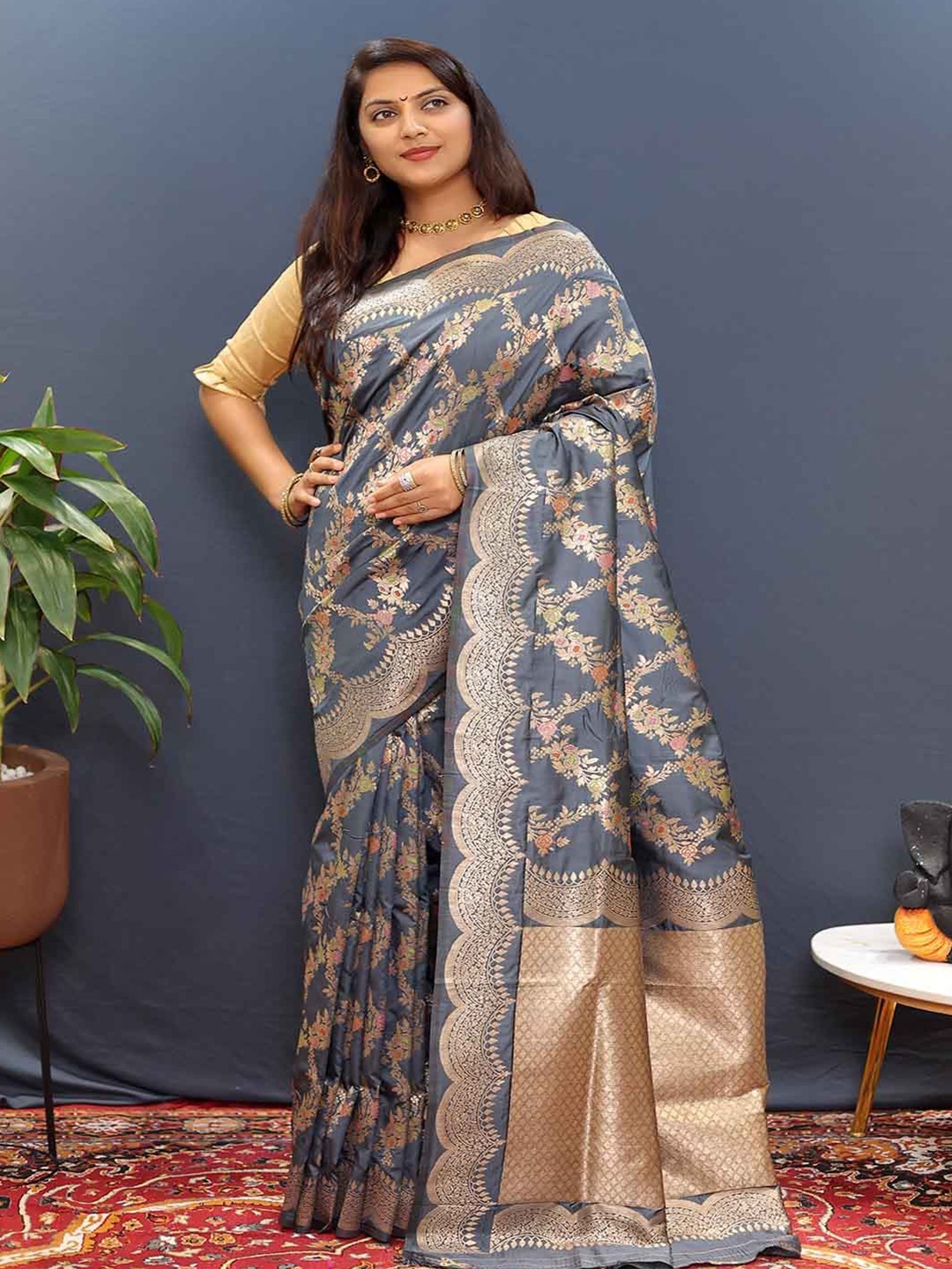 

KALINI Ethnic Motifs Woven Design Zari Art Silk Saree, Grey