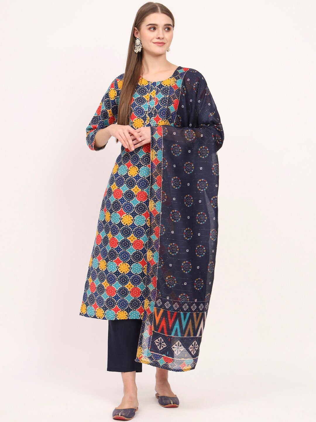 

SALWAT Bandhani Printed Gotta Patti Straight Kurta with Trousers & Dupatta, Blue