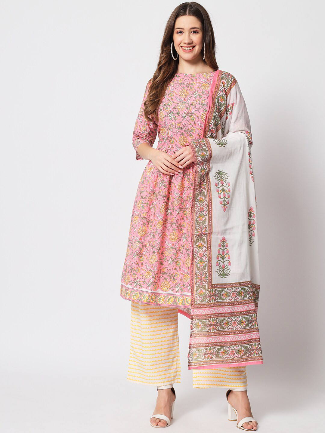 

SALWAT Floral Printed Round Neck Three-Quarter Sleeves Cotton Kurta Set, Pink