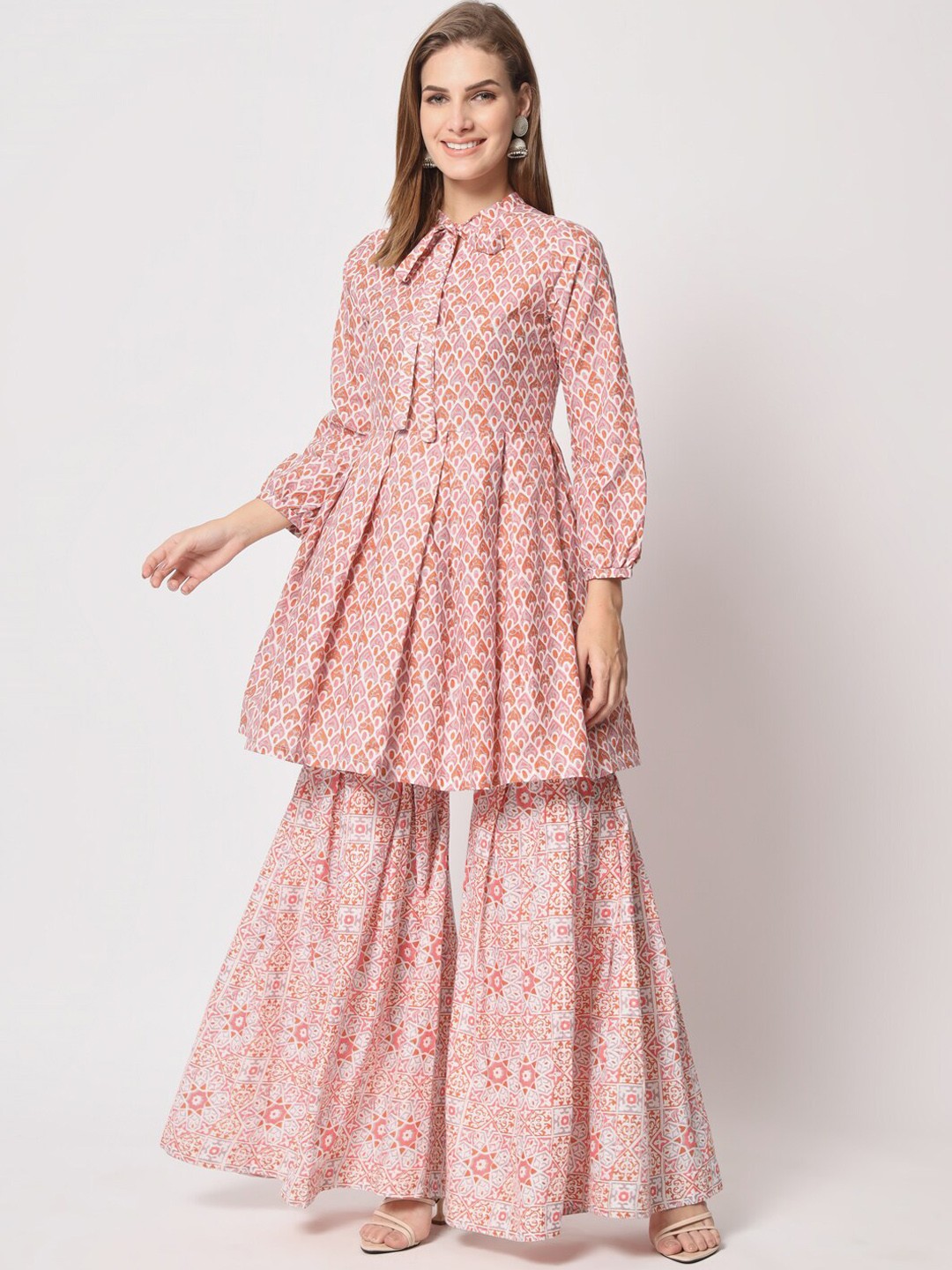 

SALWAT Geometric Printed Shirt Collar Three-Quarter Sleeves Cotton Kurta Set, Pink