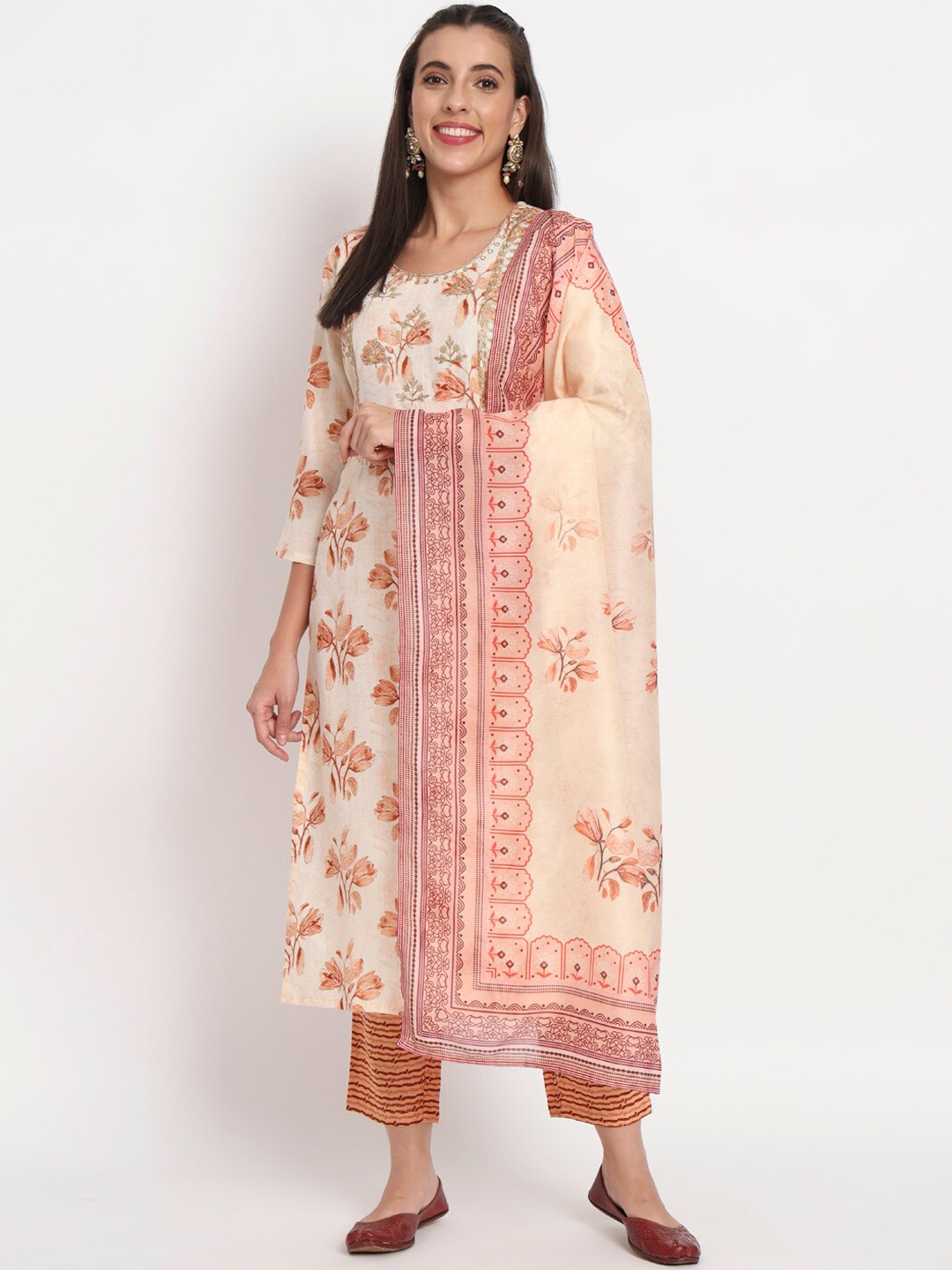 

SALWAT Ethnic Motifs Printed Round Neck Three-Quarter Sleeves Cotton Kurta Set, Cream