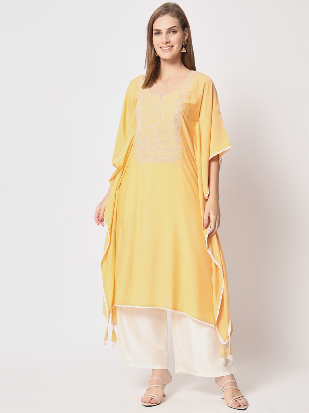 

SALWAT Round Neck Extended Sleeves Thread Work Kaftan Kurta, Yellow