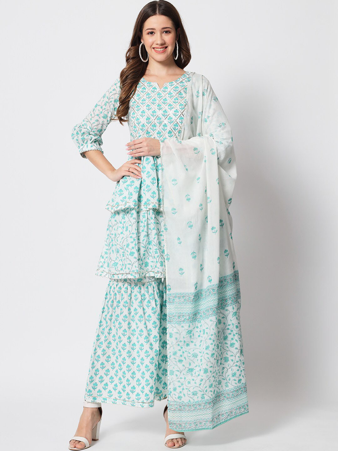 

SALWAT Floral Printed Round Neck Three-Quarter Sleeves Cotton Kurta Set, Blue