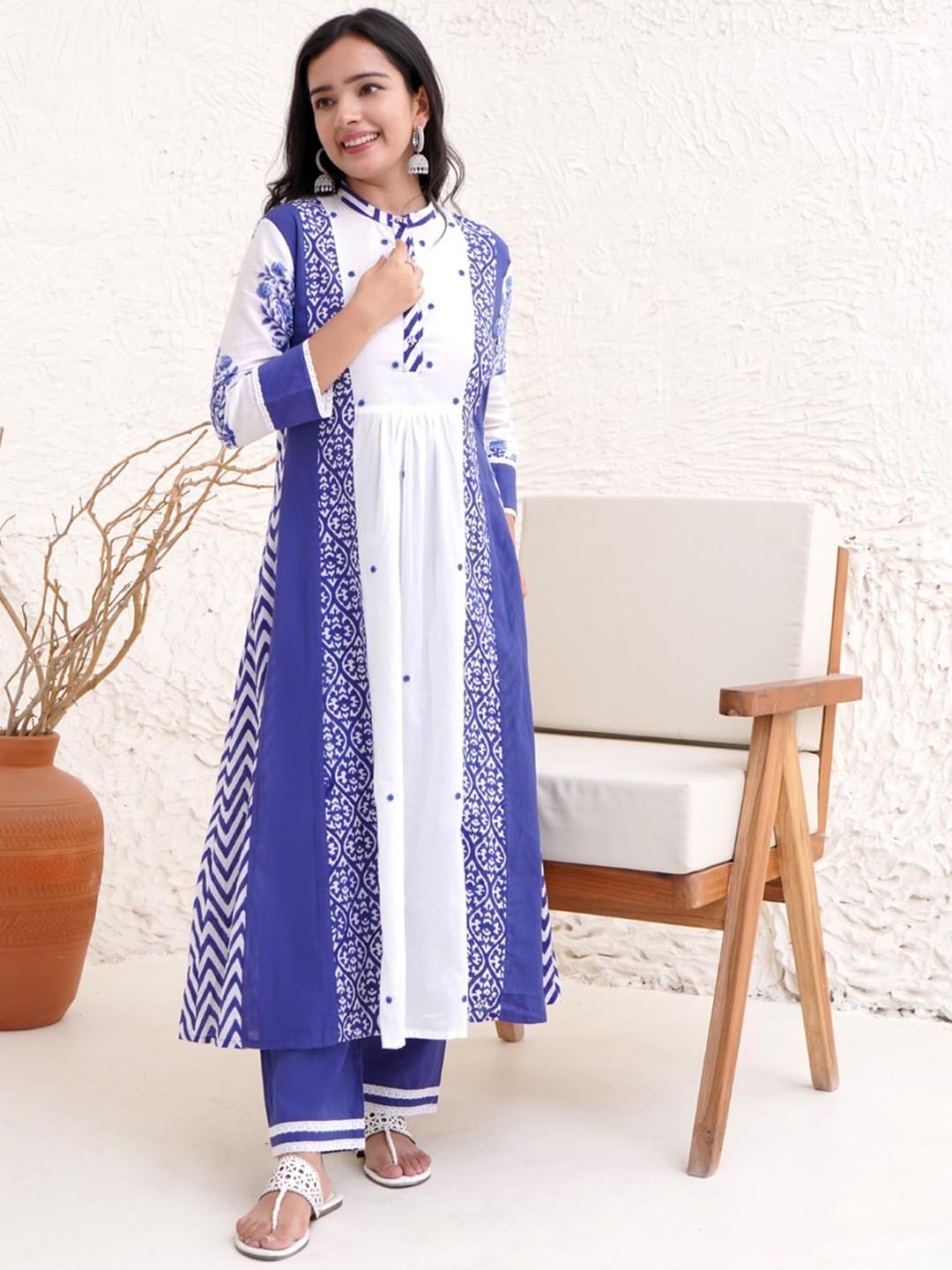 

NERO Mandarin Collar Long Sleeves Anarkali Cotton Kurta, Blue
