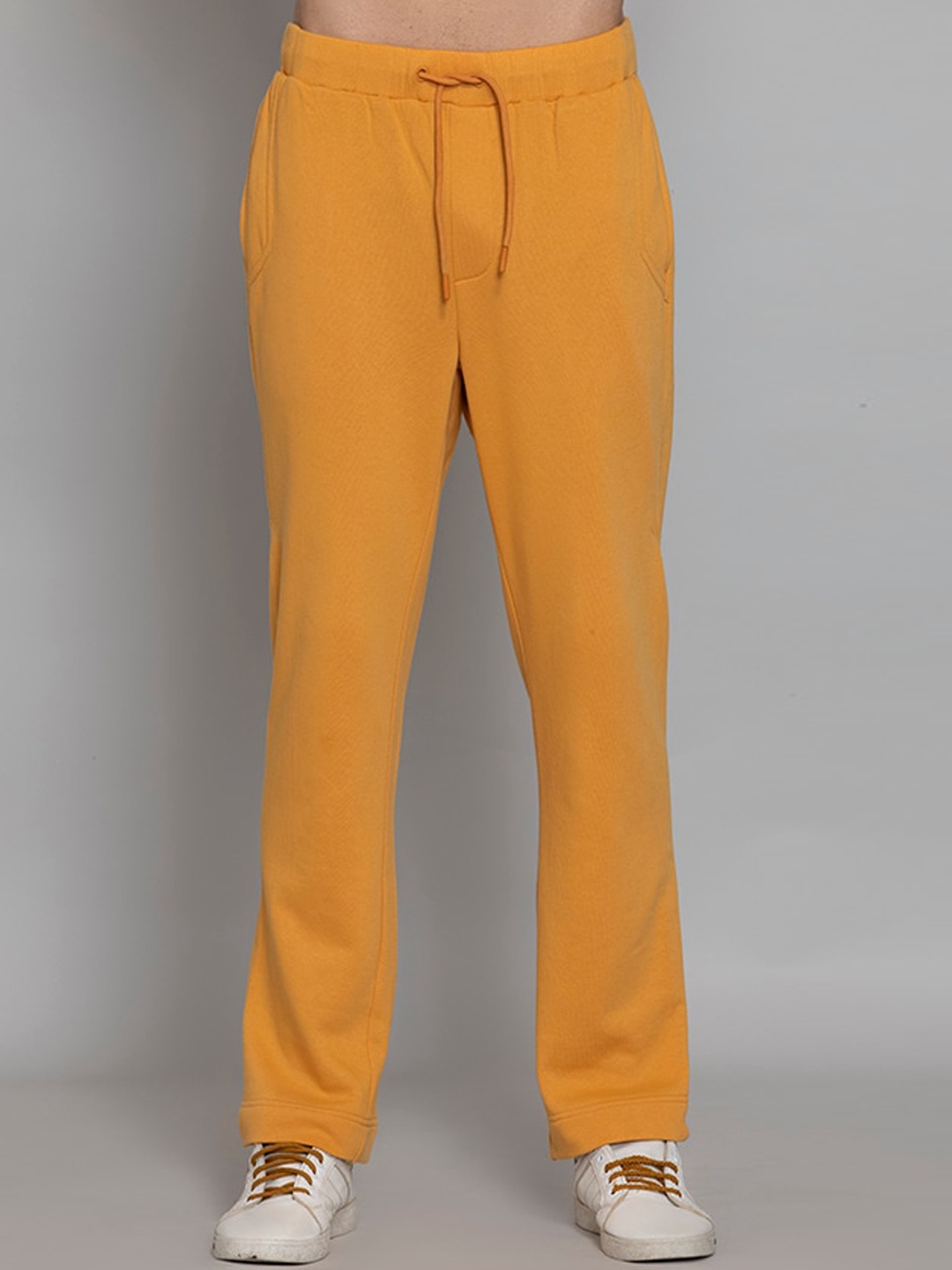 

Muvazo Men Mid-Rise Joggers, Mustard