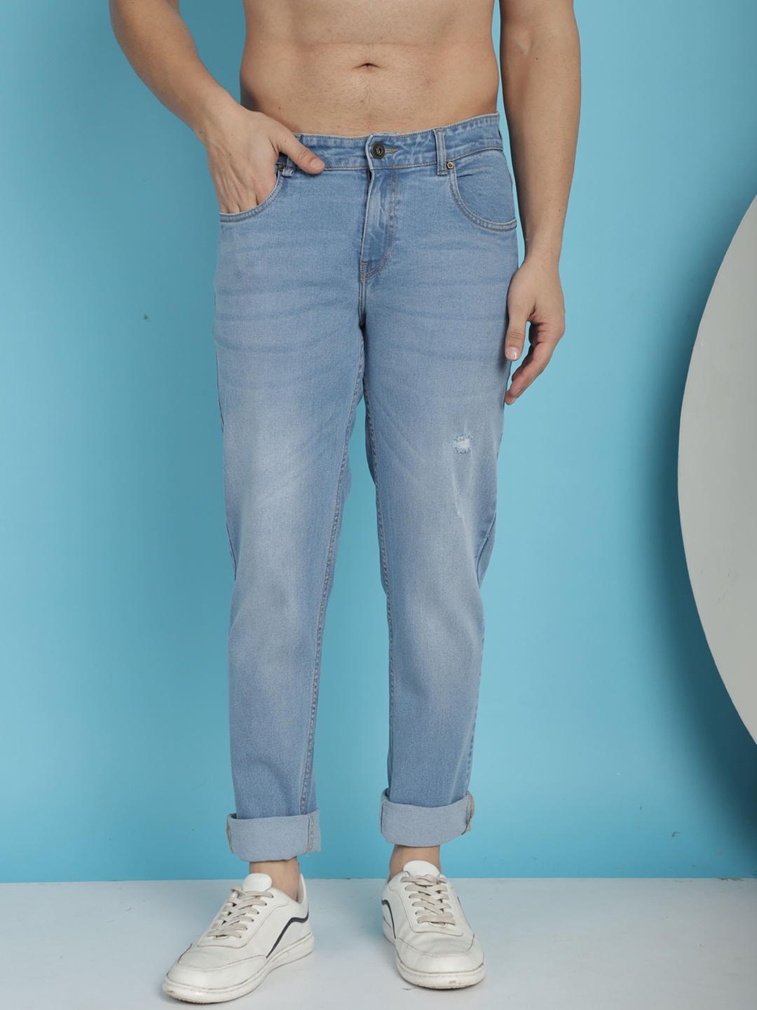 

The Roadster Lifestyle Co. Men Low Distress Light Fade Stretchable Jeans, Blue