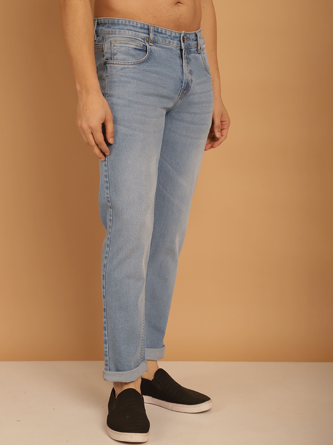 

The Roadster Lifestyle Co. Men Light Fade Clean Look Stretchable Jeans, Blue